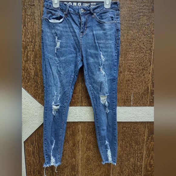 S.O.N.G Curvy High Rise Skinny Ankle Distress Jeans Women's 11/30 - Picture 1 of 3